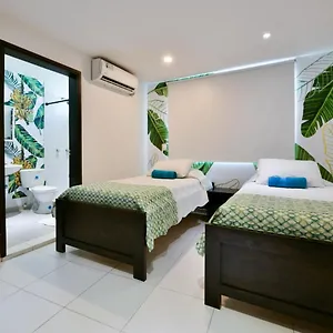 Tropical Breeze Apartment